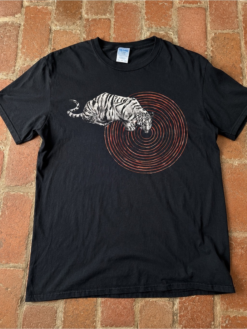 Gildan Black Short Sleeve Tee with White Tiger and Red Rings